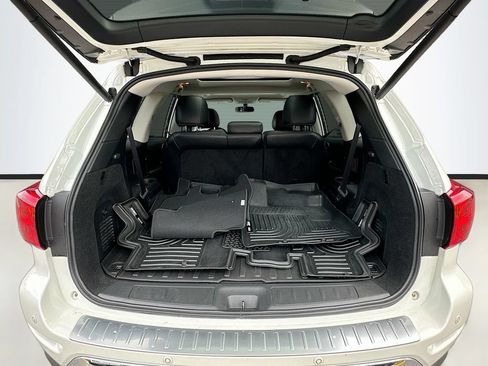 Used 2020 Nissan Pathfinder Platinum w/ Cargo Package AWD/4WD image 28