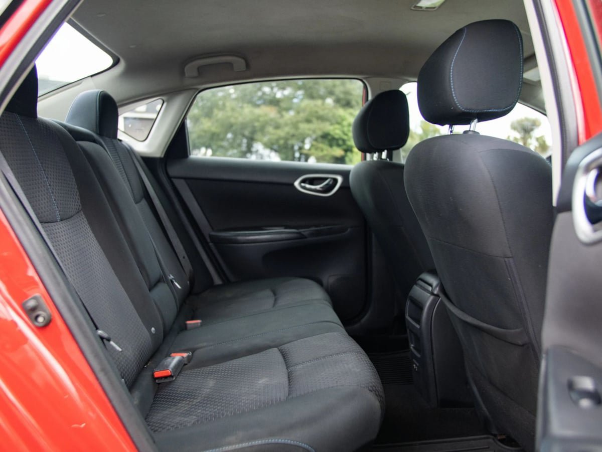 Used 2019 Nissan Sentra SR FWD image 24