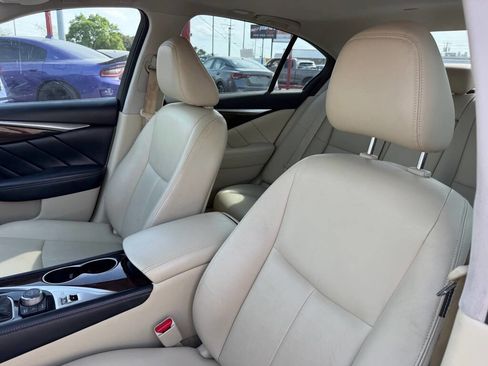 Used 2019 INFINITI Q50 Luxe w/ Essential Package (3.0T Luxe) RWD image 11