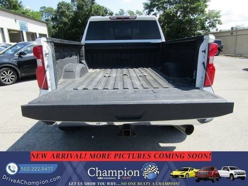 Used 2021 Chevrolet Silverado 2500 LTZ AWD/4WD image 7