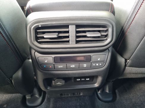 Used 2024 Honda Ridgeline Black Edition image 16