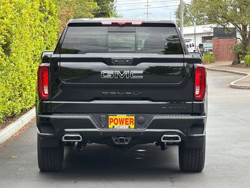 New 2026 GMC Sierra 1500 Denali Ultimate w/ LPO, Black Badging Package AWD/4WD image 5