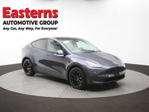 Used 2021 Tesla Model Y Long Range AWD/4WD image 43