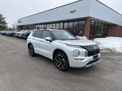Used 2024 Mitsubishi Outlander SEL