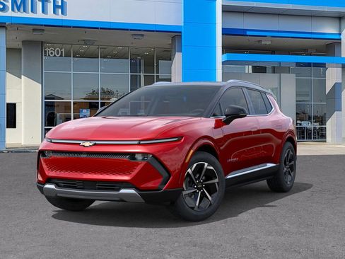 New 2025 Chevrolet Equinox EV LT image 6