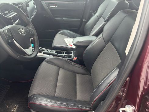 Used 2017 Toyota Corolla SE 50th Anniversary FWD image 7