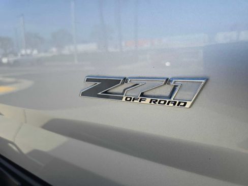 Used 2016 Chevrolet Colorado Z71 RWD image 14