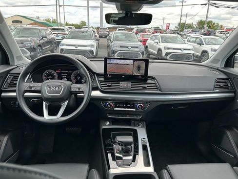 Used 2024 Audi Q5 2.0T Premium Plus w/ Premium Plus Package AWD/4WD image 9