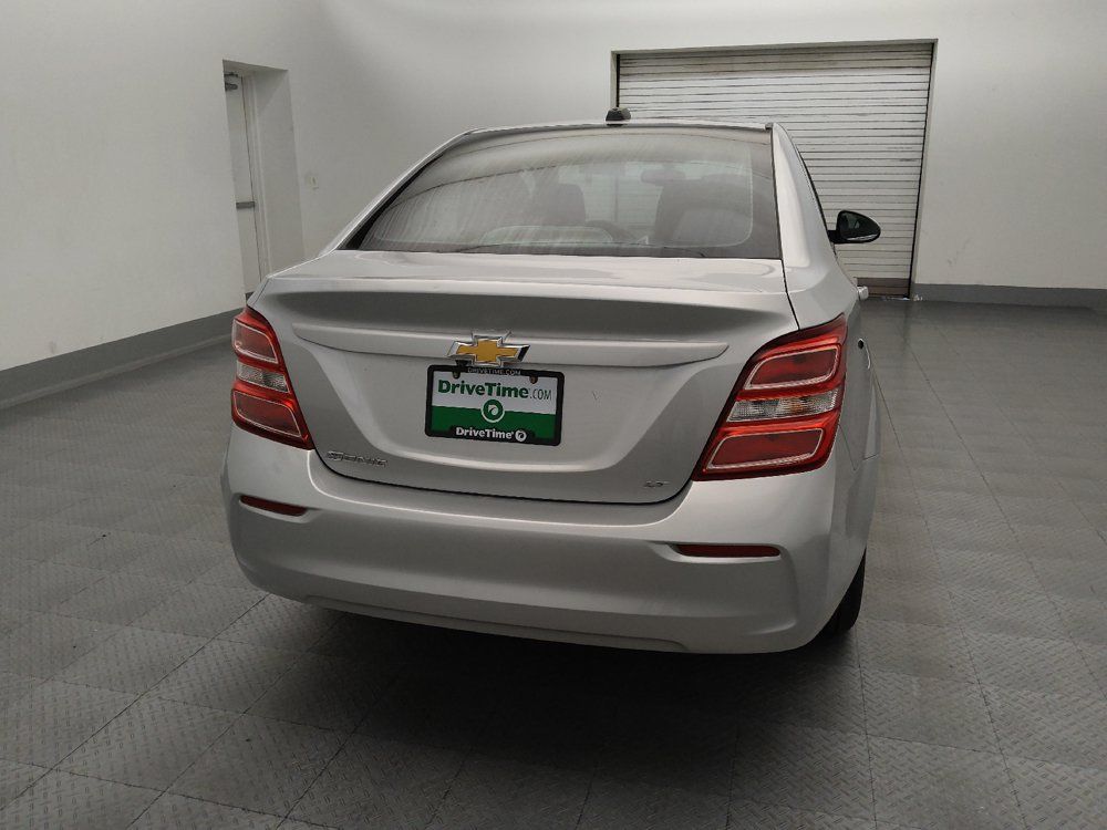 Used 2018 Chevrolet Sonic LT FWD image 7