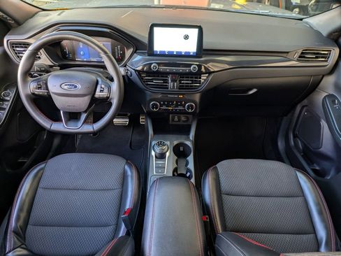Used 2024 Ford Escape ST-Line AWD/4WD image 25