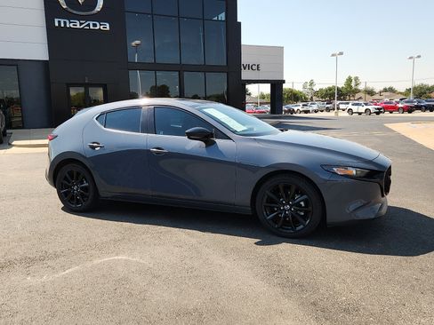 Used 2023 MAZDA MAZDA3 s AWD/4WD image 6
