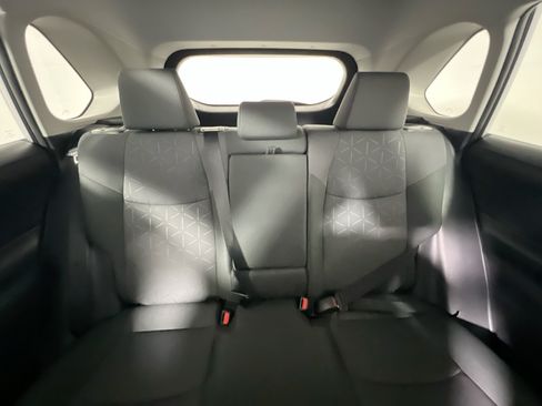 Used 2024 Toyota RAV4 XLE FWD image 32