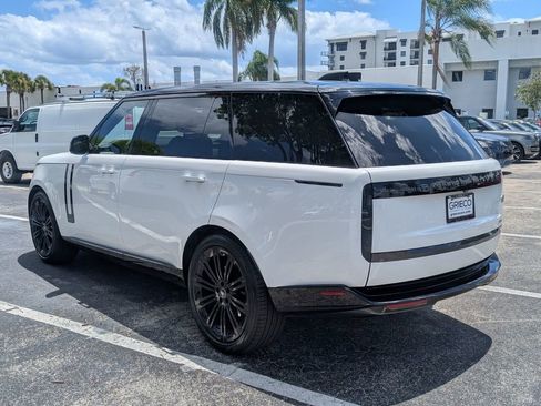 Used 2023 Land Rover Range Rover Long Wheelbase SE AWD/4WD image 6