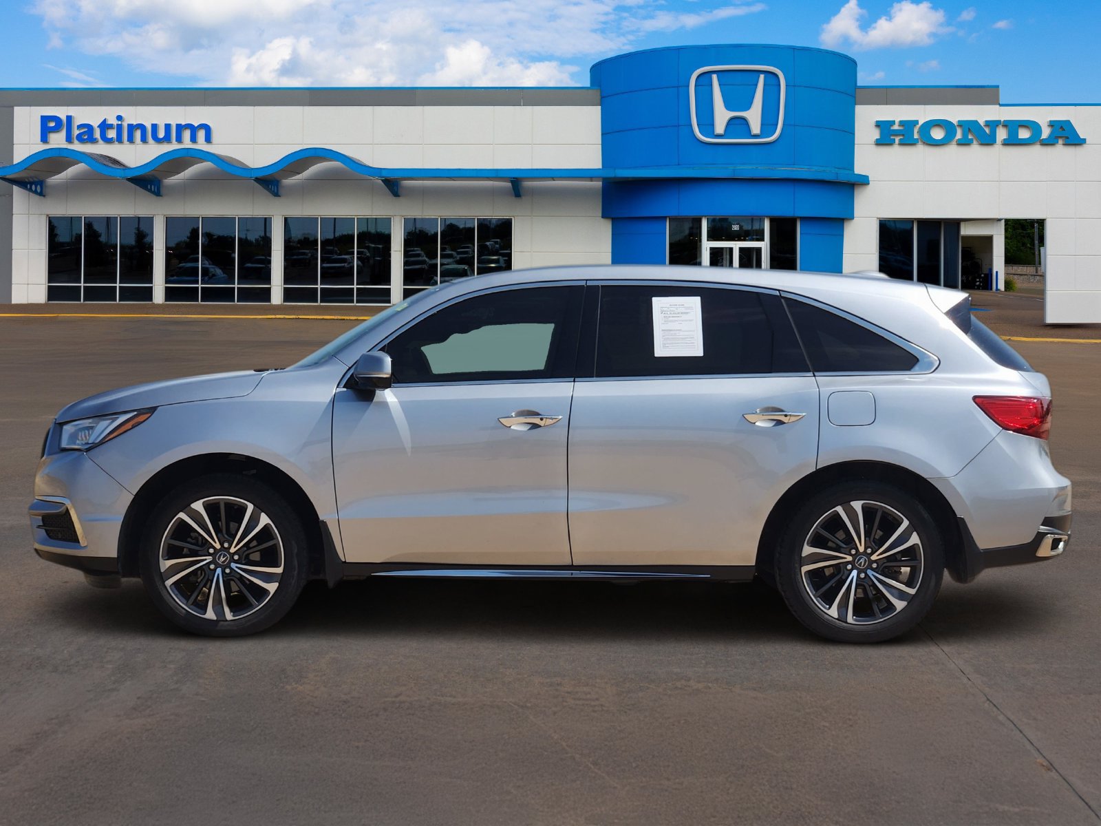 Used 2020 Acura MDX w/ Technology Package FWD image 3