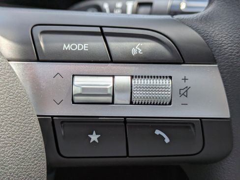 Certified 2026 Hyundai Santa Cruz SEL FWD image 21