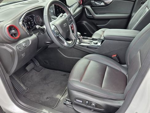 Used 2024 Chevrolet Blazer RS w/ Driver Confidence II Package FWD image 9