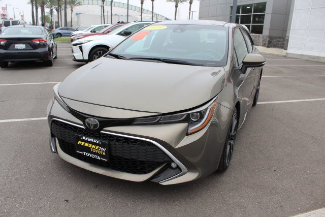Used 2019 Toyota Corolla XSE FWD image 4