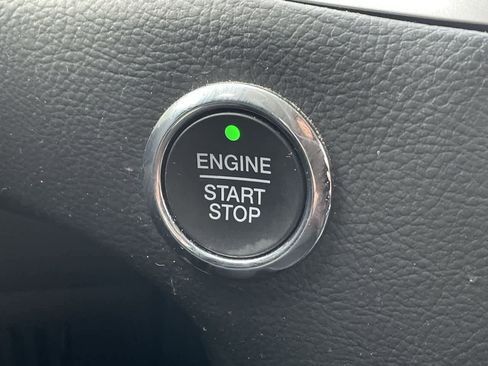 Used 2018 Ford Edge SEL w/ Equipment Group 201A image 30