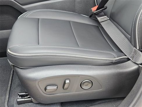 New 2026 Chevrolet Silverado EV LT image 18