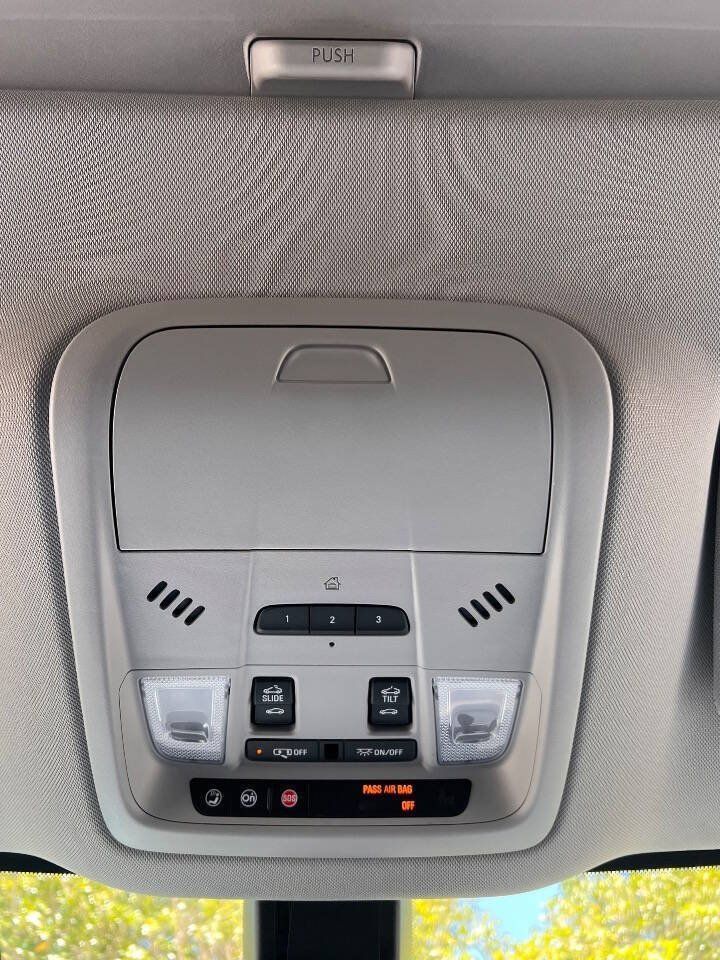 Used 2020 Buick Enclave Essence w/ Sound and Sites Package AWD/4WD image 27