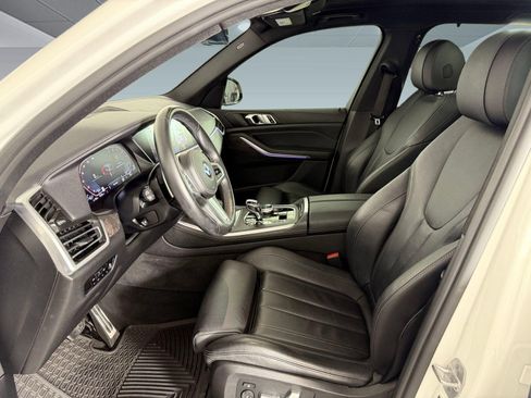 Used 2022 BMW X5 sDrive40i w/ M Sport Package RWD image 5