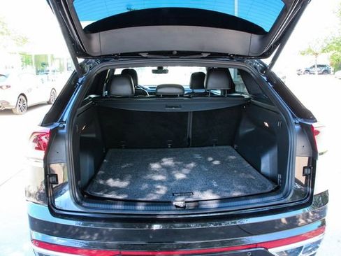 Used 2023 Volkswagen Atlas Cross Sport SEL Premium R-Line image 42