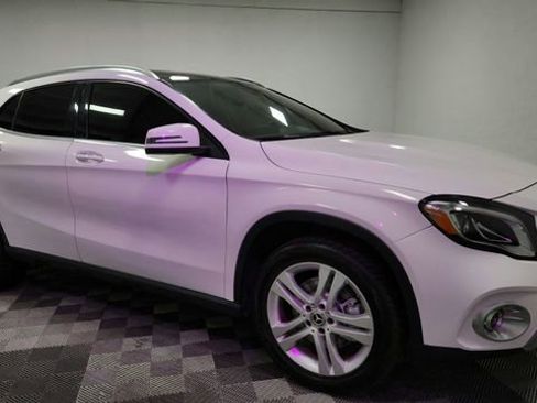 Used 2020 Mercedes-Benz GLA 250 4MATIC image 9