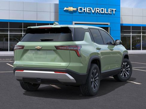 New 2026 Chevrolet Equinox LT image 4