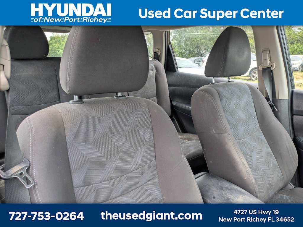 Used 2016 Nissan Rogue S FWD image 6