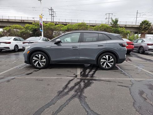 Used 2023 Volkswagen ID.4 Pro image 8