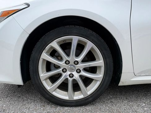 Used 2013 Toyota Avalon XLE Touring image 27