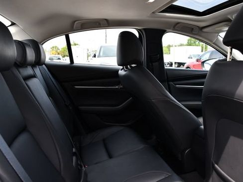 Used 2025 MAZDA MAZDA3 s FWD image 24