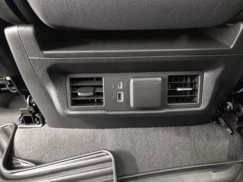 Used 2024 Chevrolet Silverado 1500 LT AWD/4WD image 22