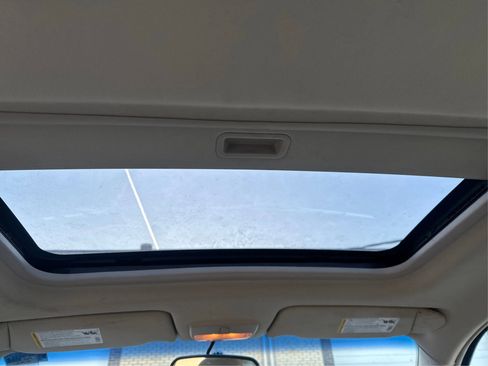 Used 2005 Buick LaCrosse CX w/ Silver Convenience Package image 19