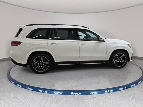 Used 2025 Mercedes-Benz GLS 450 4MATIC image 5