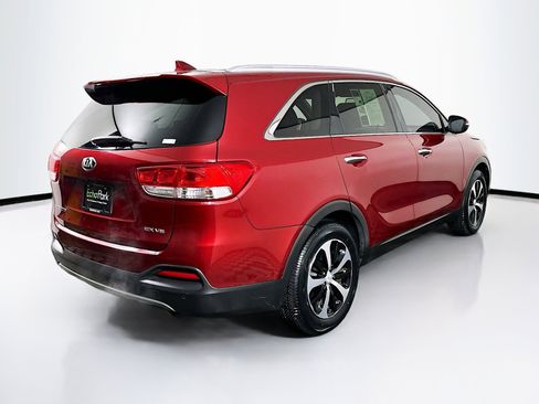 Used 2016 Kia Sorento EX image 9