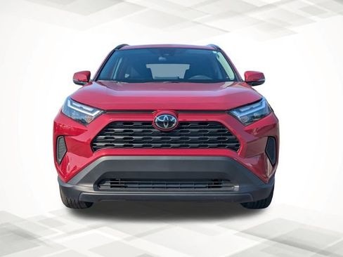 Used 2024 Toyota RAV4 XLE w/ Convenience Package image 9