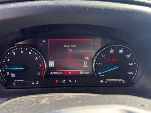 Used 2023 Ford Explorer XLT w/ Equipment Group 202A AWD/4WD image 12