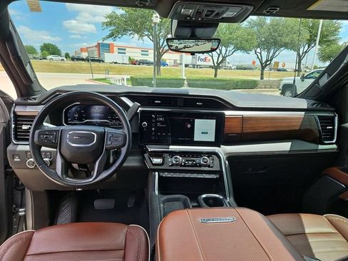 Used 2024 GMC Sierra 2500 Denali Ultimate w/ Max Trailering Package AWD/4WD image 20