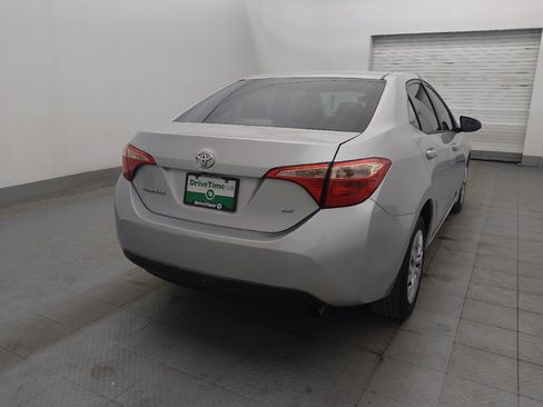 Used 2018 Toyota Corolla LE image 9