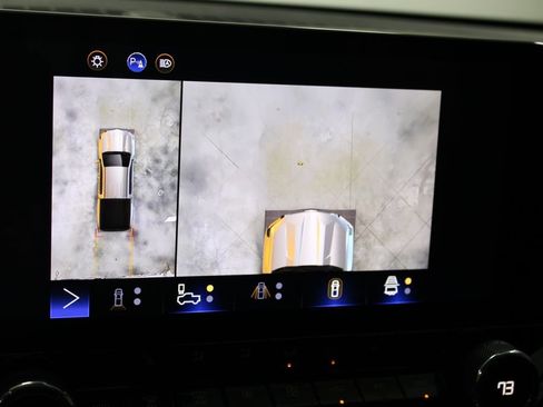 Used 2024 Chevrolet Colorado Z71 w/ Z71 Convenience Package 2 image 49