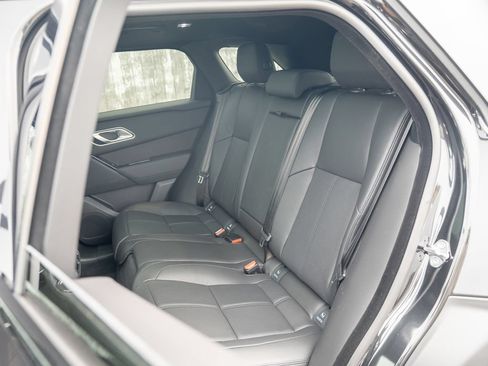 Used 2026 Land Rover Range Rover Velar Dynamic SE AWD/4WD image 36