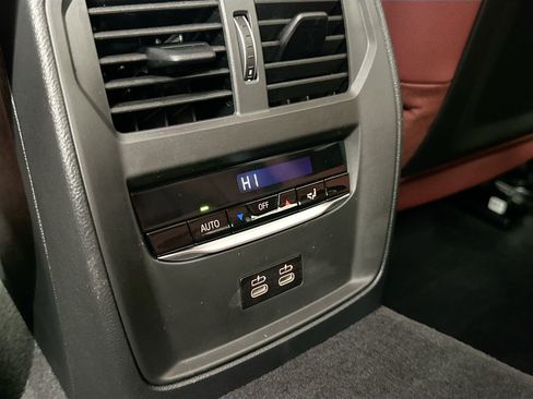 New 2026 BMW 330i Sedan w/ M Sport Package image 26