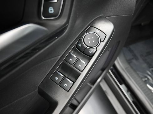 Used 2024 Ford Escape ST-Line image 31