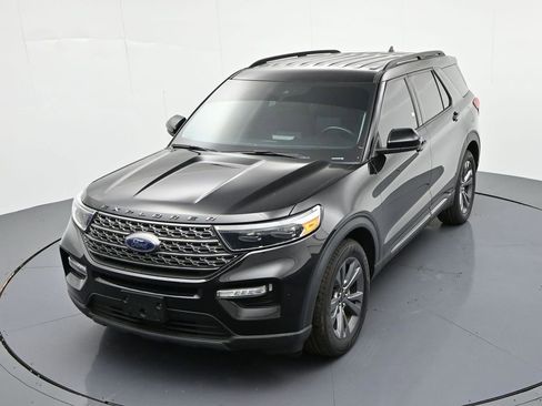 Used 2022 Ford Explorer XLT w/ Equipment Group 202A RWD image 24
