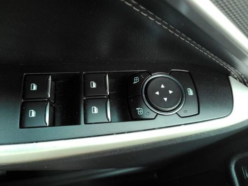 Used 2021 Ford Explorer XLT w/ Equipment Group 202A AWD/4WD image 36