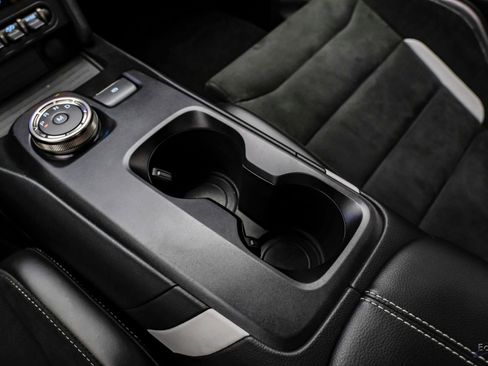 Used 2021 Ford Mustang Shelby GT500 w/ Carbon Fiber Track Pack RWD image 72
