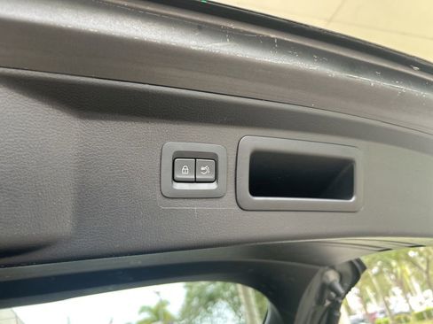 Used 2024 MAZDA CX-50 AWD 2.5 S w/ Preferred Package image 29