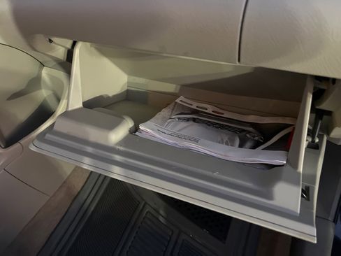 Used 2012 Toyota Yaris Sedan image 20