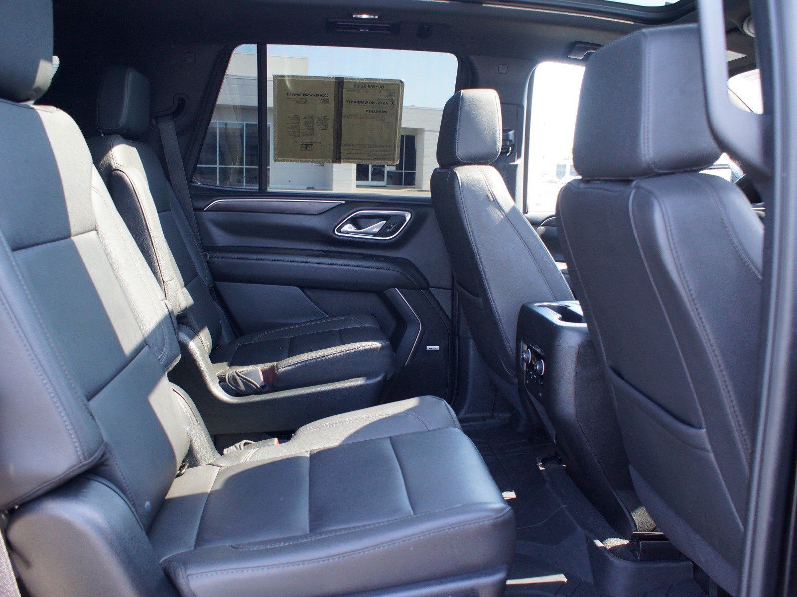 Used 2024 Chevrolet Tahoe LT w/ LT Signature Plus Package RWD image 23